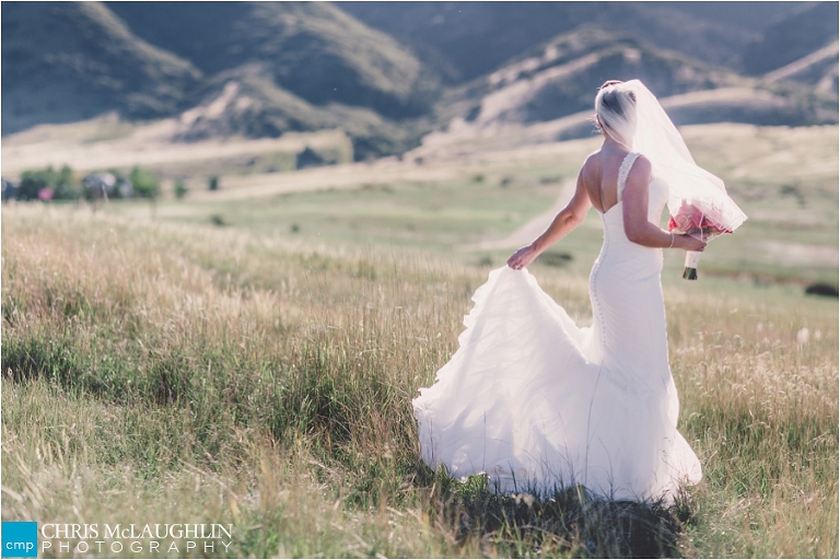 Outdoor Manor House Wedding Picture