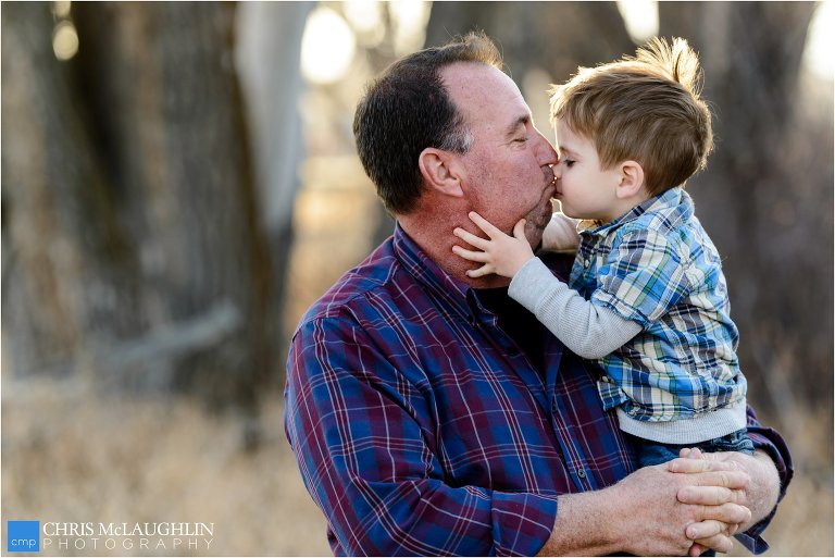 02 kissing grandpa