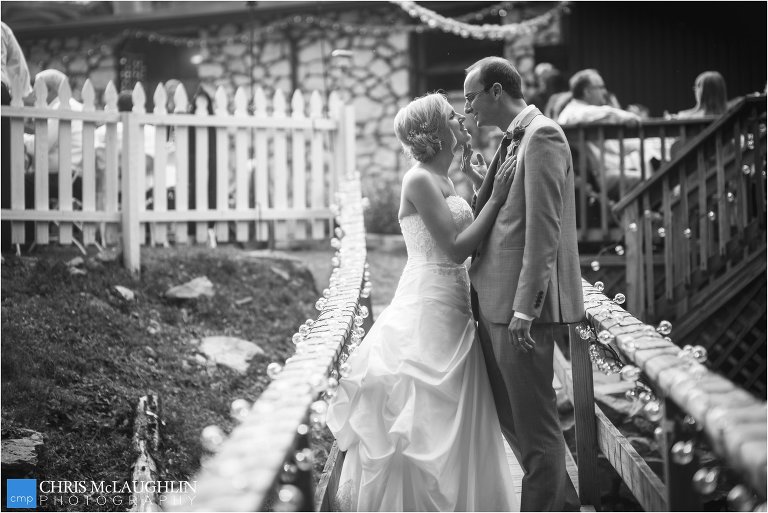 Brook Forest Inn Wedding Photo
