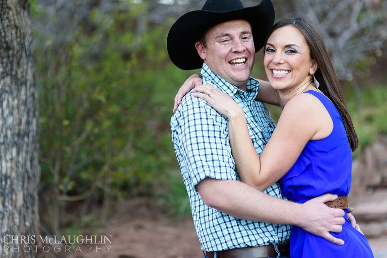 red rocks engagement picture