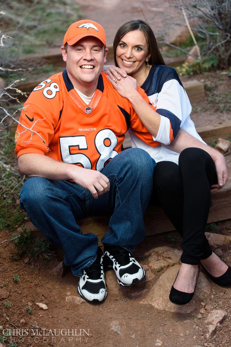 red rocks engagement picture