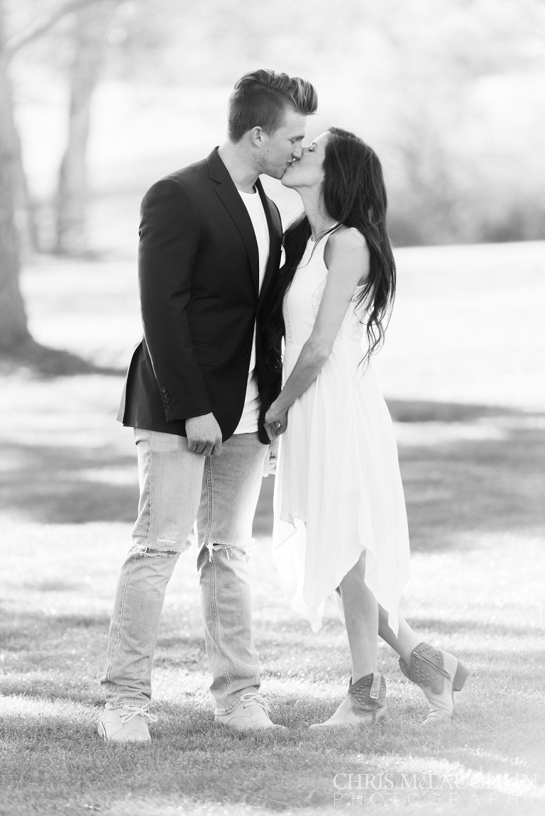 Red Rocks Country Club Engagement Picture