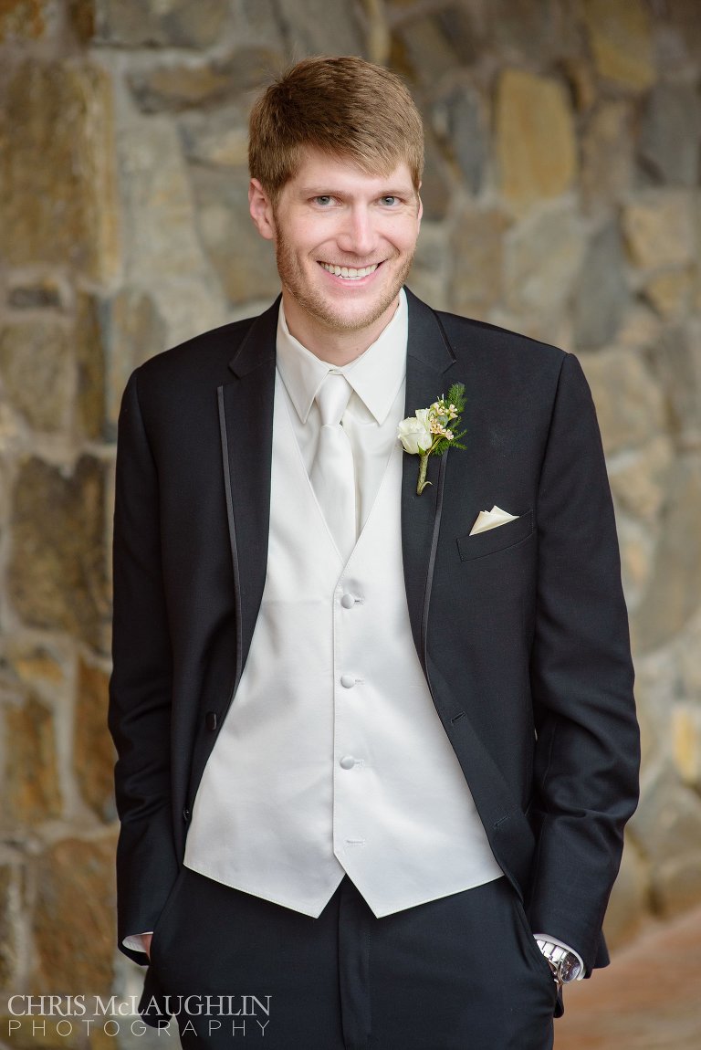 Evergreen Lakehouse Wedding Picture