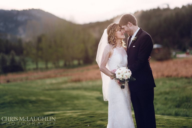 Evergreen Lakehouse Wedding Picture