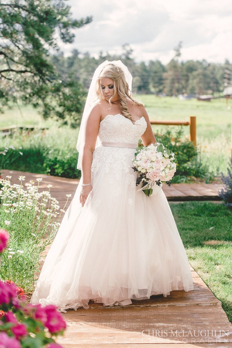 the cabin at caseys wedding photo