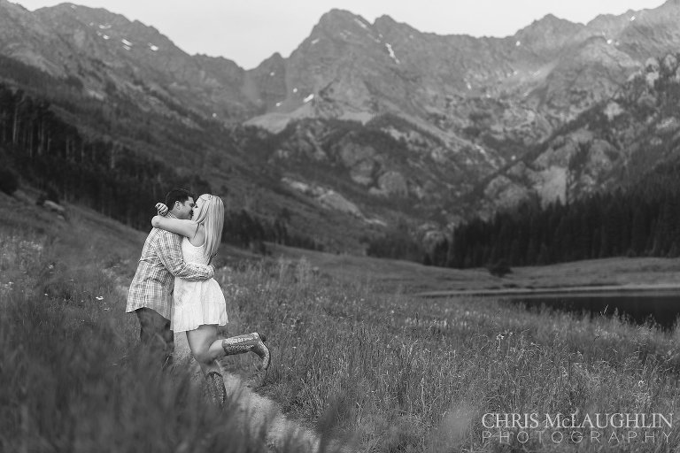 piney river ranch engagement picture